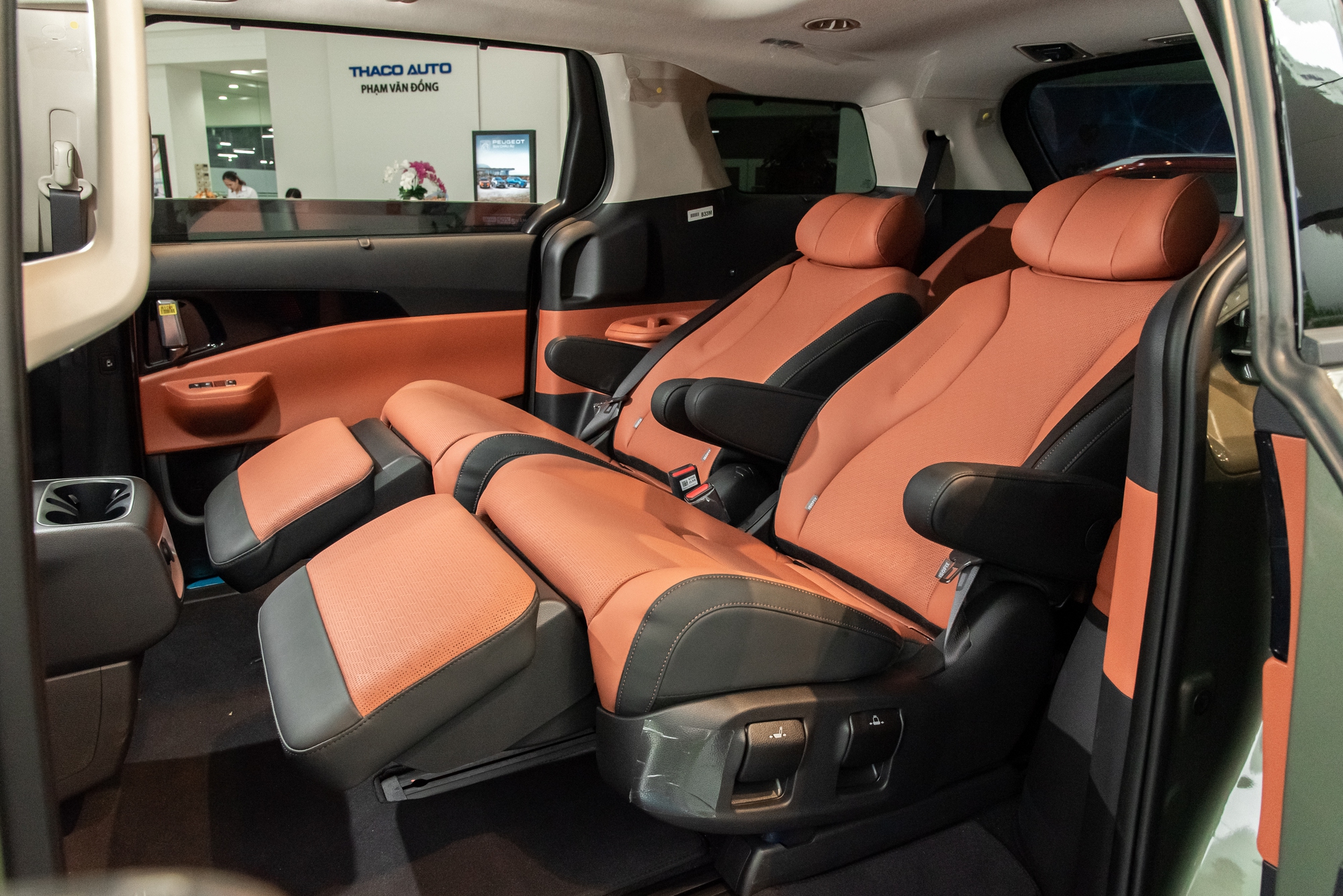 Kia Carnival hybrid 2025 giá dự kiến 1,849 tỷ tại Việt Nam lộ loạt công nghệ mới lần đầu xuất hiện, phả 'hơi nóng' lên Viloran- Ảnh 9. Kia Carnival hybrid 2025 giá dự kiến 1,849 tỷ tại Việt Nam lộ loạt công nghệ mới lần đầu xuất hiện, phả 'hơi nóng' lên Viloran- Ảnh 9.