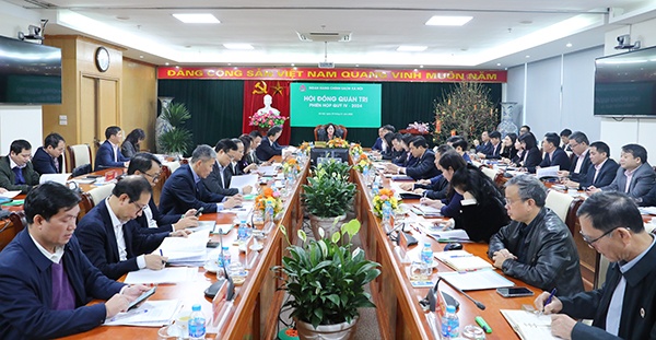 Quang cảnh phiên họp