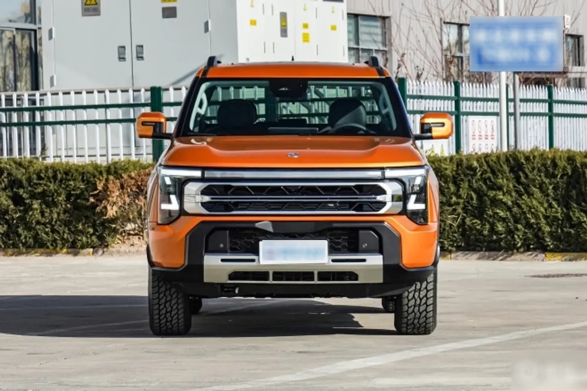 Nissan có bán tải mới cùng phân khúc Navara, mạnh 435hp gấp đôi Ranger, đầy bình dư sức chạy TP.HCM - Đà Nẵng- Ảnh 10. Nissan có bán tải mới cùng phân khúc Navara, mạnh 435hp gấp đôi Ranger, đầy bình dư sức chạy TP.HCM - Đà Nẵng- Ảnh 10.