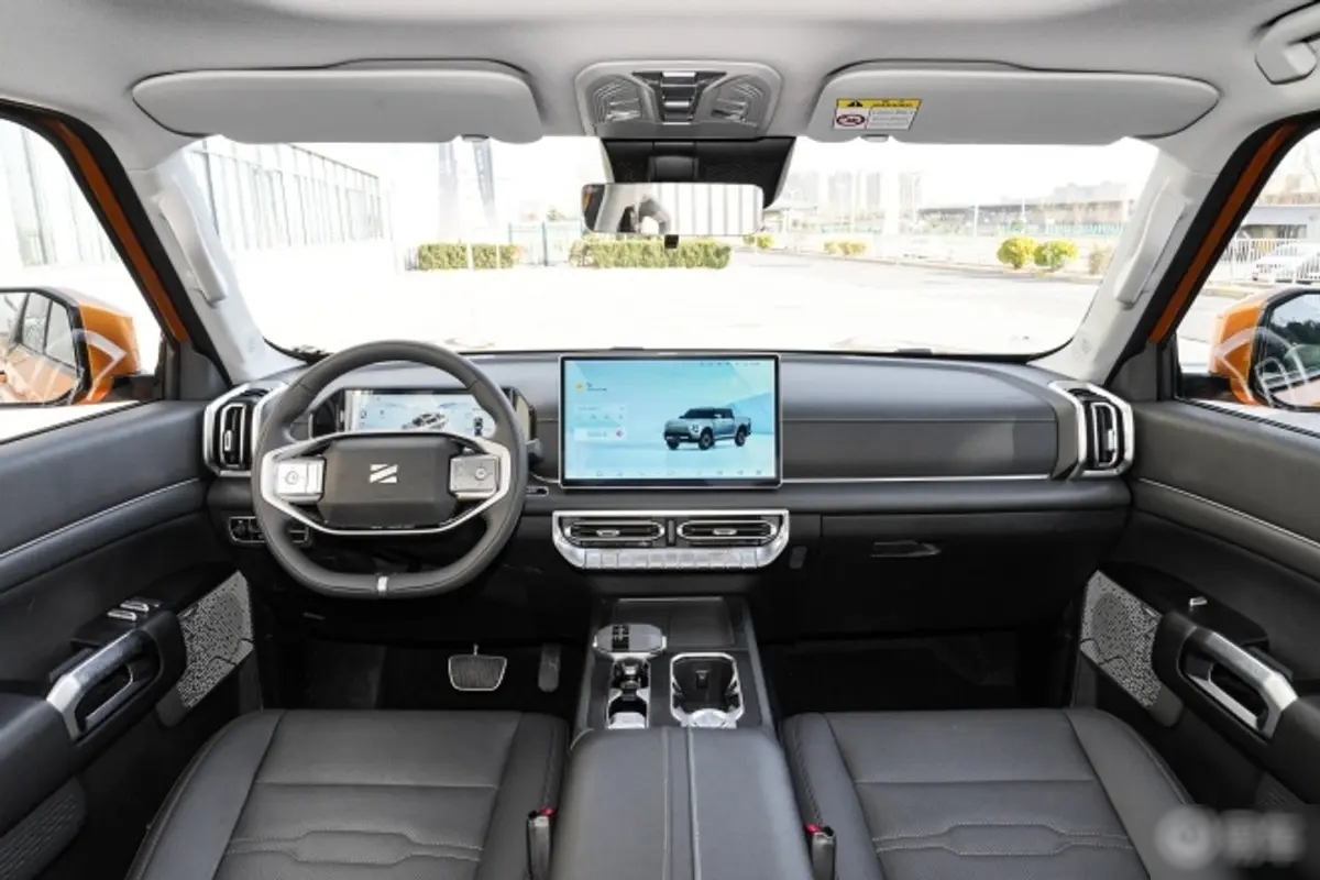 Nissan có bán tải mới cùng phân khúc Navara, mạnh 435hp gấp đôi Ranger, đầy bình dư sức chạy TP.HCM - Đà Nẵng- Ảnh 8. Nissan có bán tải mới cùng phân khúc Navara, mạnh 435hp gấp đôi Ranger, đầy bình dư sức chạy TP.HCM - Đà Nẵng- Ảnh 8.