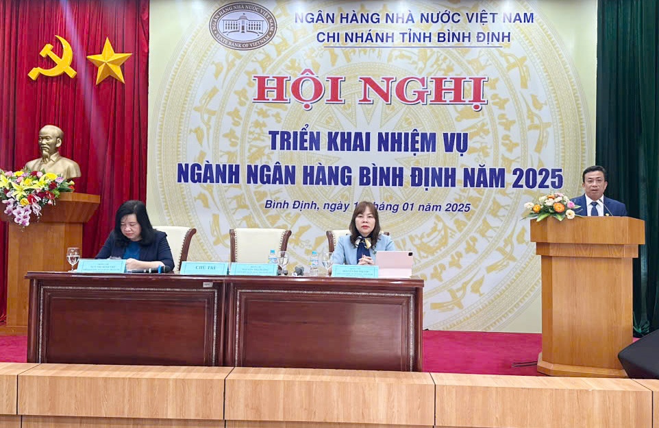 Ông Nguyễn Trà Dương, Giám đốc NHNN chi nhánh Bình Định 