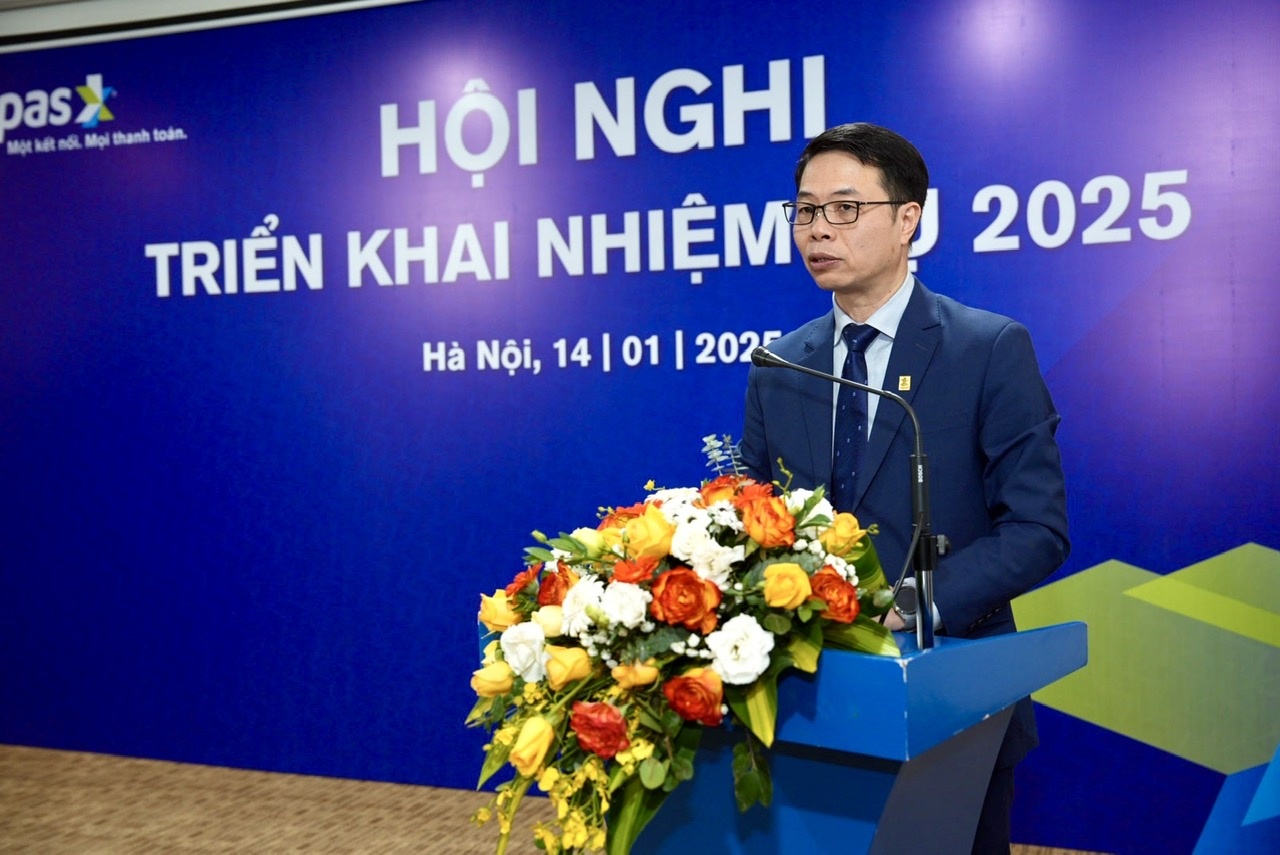 Bắt kịp nhanh chóng xu hướng công nghệ để người dân sử dụng dịch vụ hiện đại, an toàn Bắt kịp nhanh chóng xu hướng công nghệ để người dân sử dụng dịch vụ hiện đại, an toàn