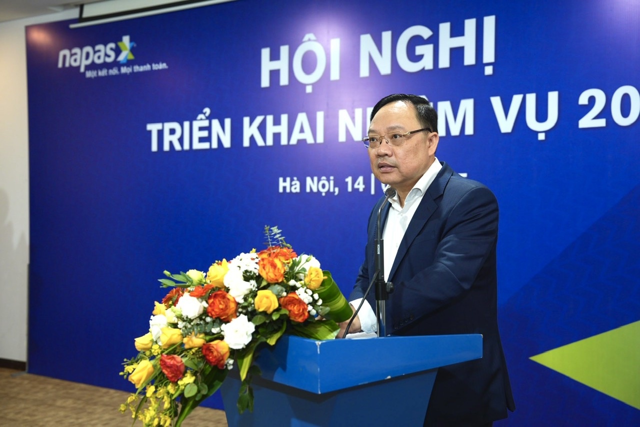 Bắt kịp nhanh chóng xu hướng công nghệ để người dân sử dụng dịch vụ hiện đại, an toàn Bắt kịp nhanh chóng xu hướng công nghệ để người dân sử dụng dịch vụ hiện đại, an toàn