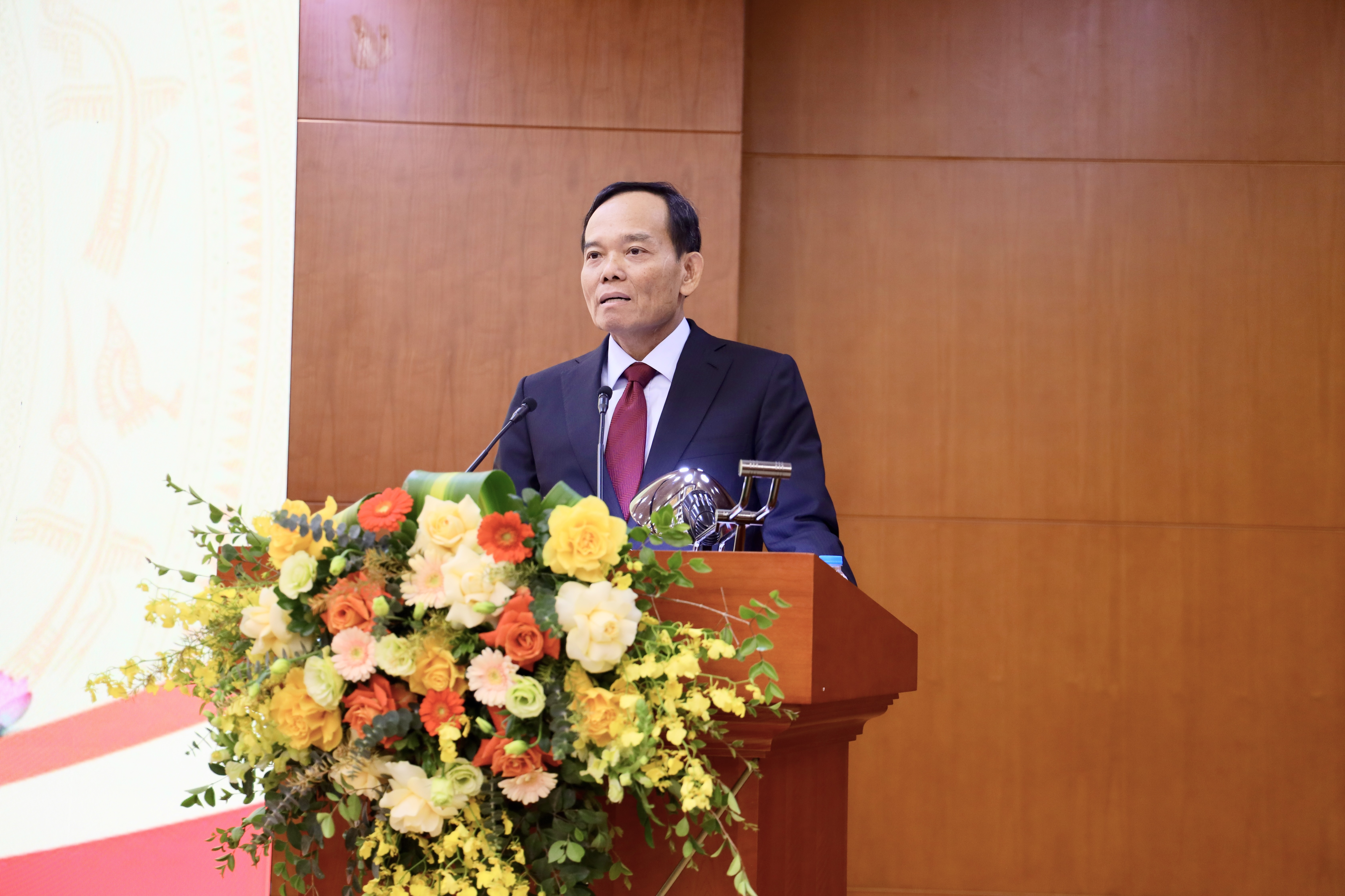 Trưởng Ban Kinh tế Trung ương Trần Lưu Quang