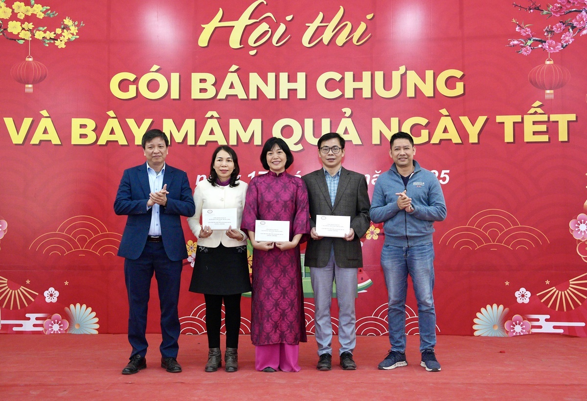 Các đội đoạt giải 3 (Copy) Các đội đoạt giải 3 (Copy)