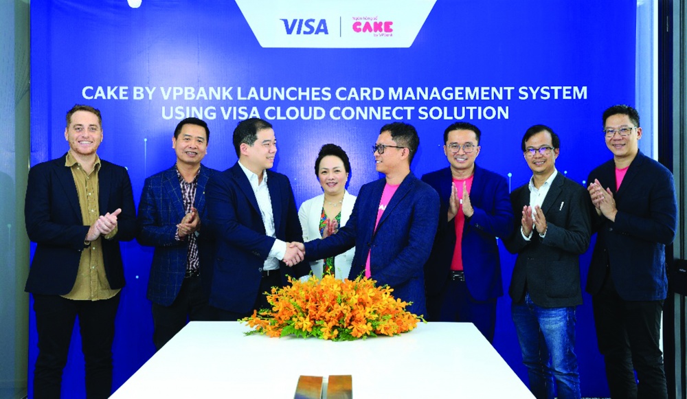 Cake là ngân hàng số đầu tiên kết hợp với Visa thành công triển khai hệ thống quản lý thẻ toàn diện trên đám mây tại Việt Nam