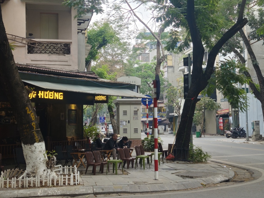 undefined Hà Nội yên ả, thanh bình trong sáng mùng 1 Tết