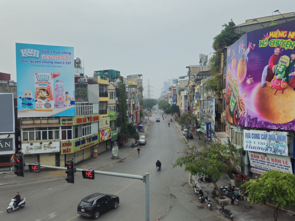 undefined Hà Nội yên ả, thanh bình trong sáng mùng 1 Tết