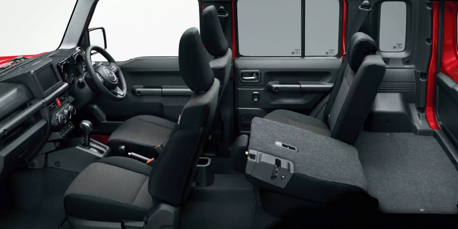 Suzuki Jimny bản 5 cửa ra mắt: Cabin rộng hơn, ghế êm hơn bản 3 cửa đang bán ở Việt Nam, phụ kiện mới lấy cảm hứng từ Toyota Prado- Ảnh 14.