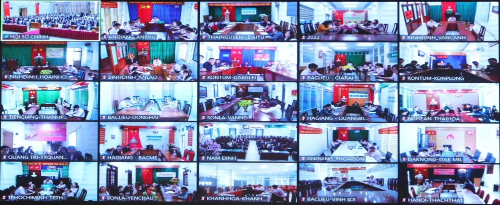 Các đại biểu tại điểm cầu địa phương