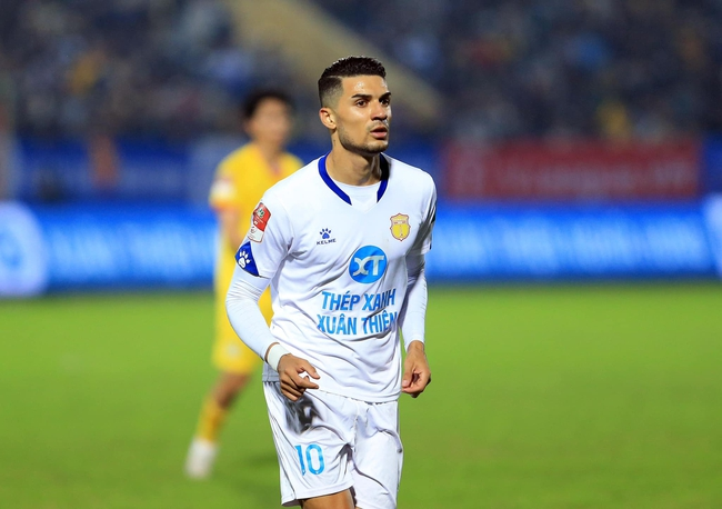 Ngoại binh Hendrio được UBND tỉnh Nam Định khen thưởng