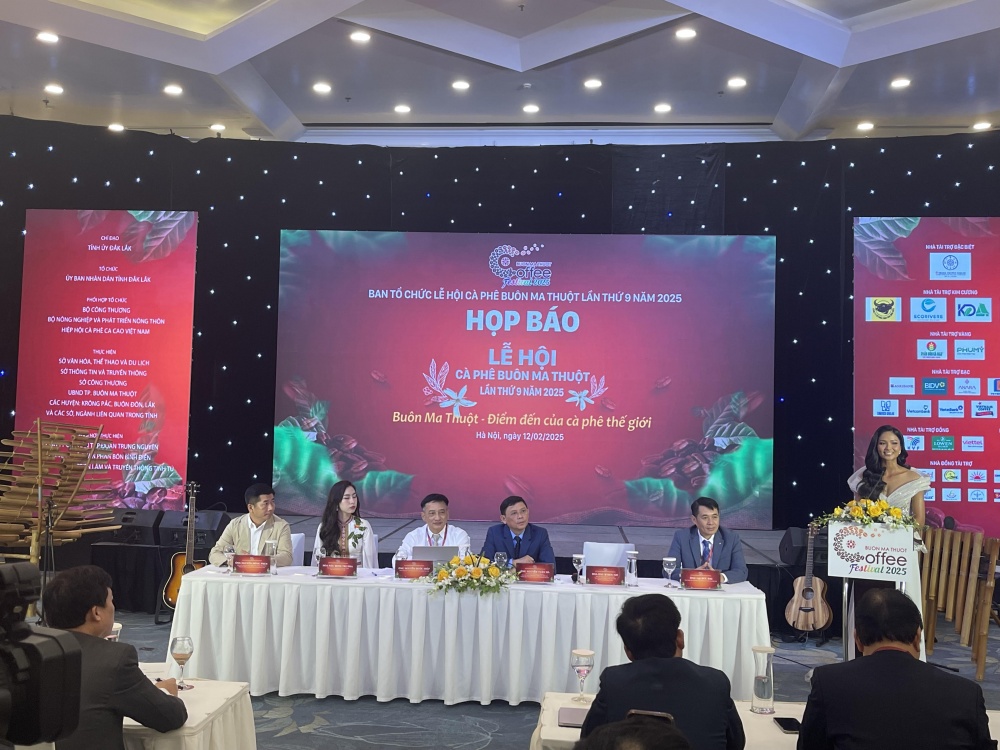 Lễ hội: “Buôn Ma thuột - Điểm đến của cà phê thế giới” Lễ hội: “Buôn Ma thuột - Điểm đến của cà phê thế giới”