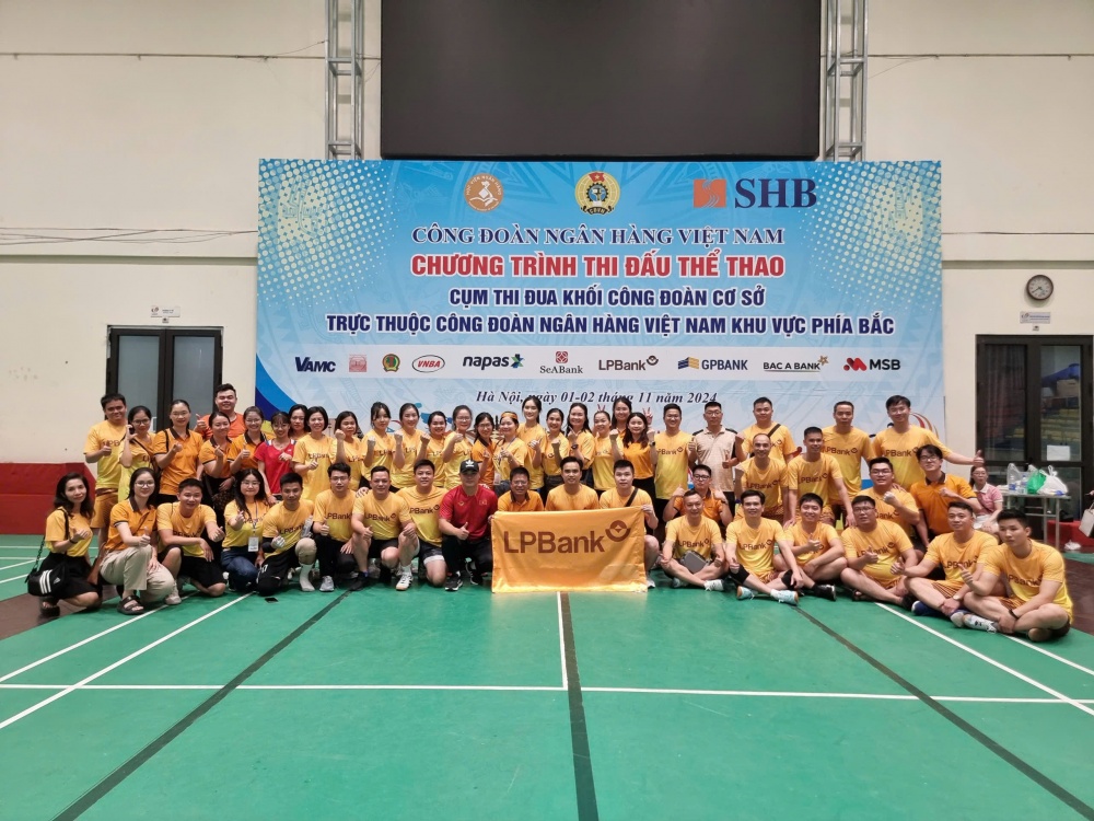 Người thắp lửa cho công tác Đảng và Công đoàn ở LPBank Người thắp lửa cho công tác Đảng và Công đoàn ở LPBank