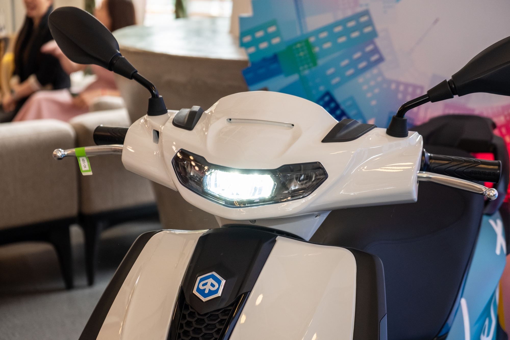 Piaggio Liberty 2025 ra mắt Việt Nam: Giá từ 57,5 triệu, dáng nam tính hơn, đấu Honda SH Mode- Ảnh 7. Piaggio Liberty 2025 ra mắt Việt Nam: Giá từ 57,5 triệu, dáng nam tính hơn, đấu Honda SH Mode- Ảnh 7.