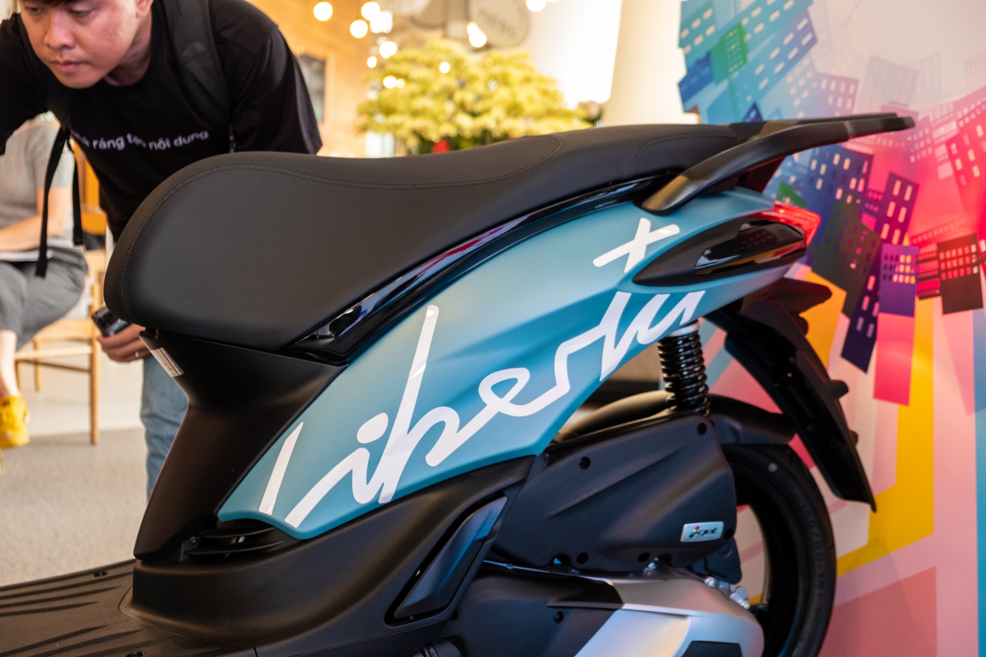 Piaggio Liberty 2025 ra mắt Việt Nam: Giá từ 57,5 triệu, dáng nam tính hơn, đấu Honda SH Mode- Ảnh 13. Piaggio Liberty 2025 ra mắt Việt Nam: Giá từ 57,5 triệu, dáng nam tính hơn, đấu Honda SH Mode- Ảnh 13.