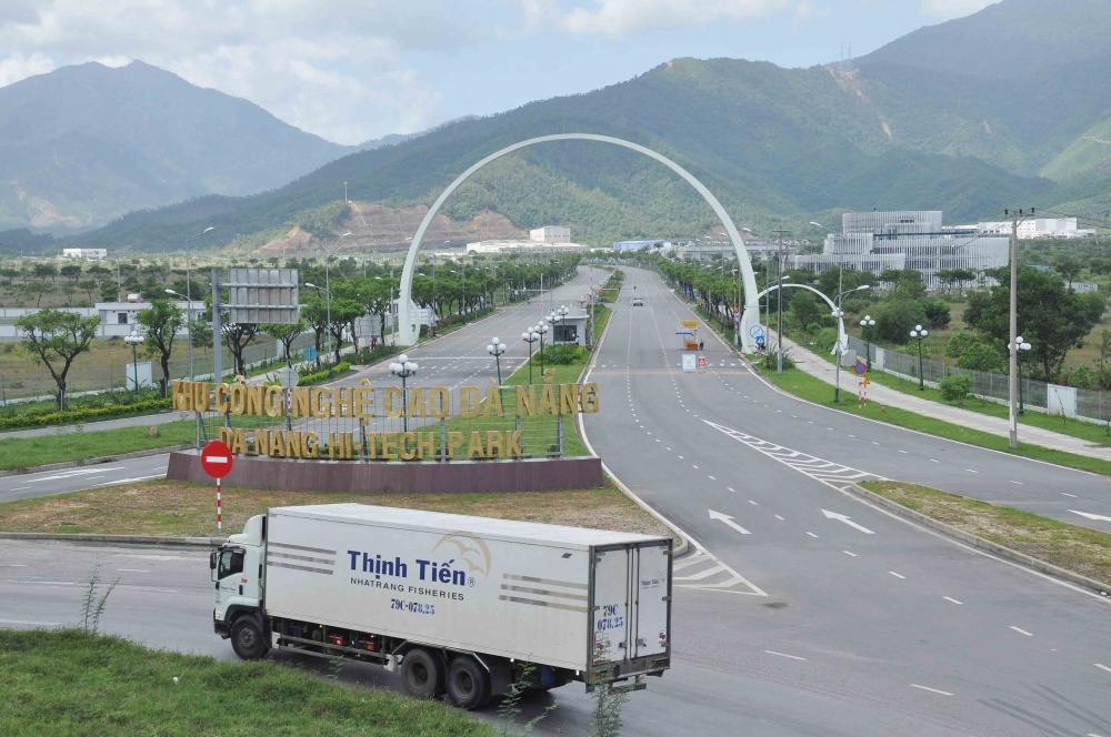 Trước thực trạng quỹ đất công nghiệp ngày càng khan hiếm.