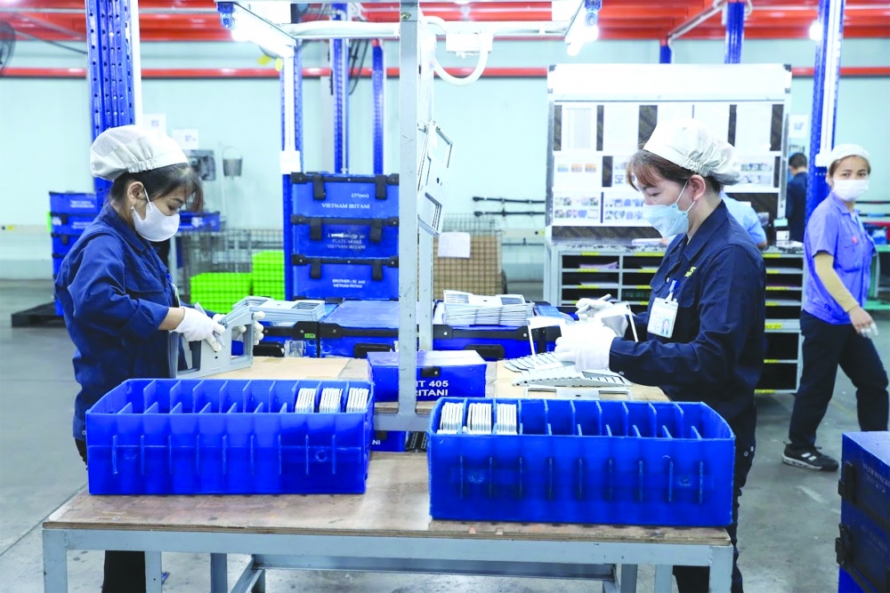 Việt Nam tiếp tục đẩy mạnh đầu tư công như một công cụ chính để kích thích tăng trưởng Việt Nam tiếp tục đẩy mạnh đầu tư công như một công cụ chính để kích thích tăng trưởng