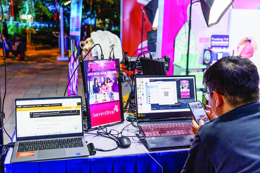 Đẩy mạnh liên kết vùng trong phát triển thương mại điện tử là nhiệm vụ trọng tâm  trong năm 2025