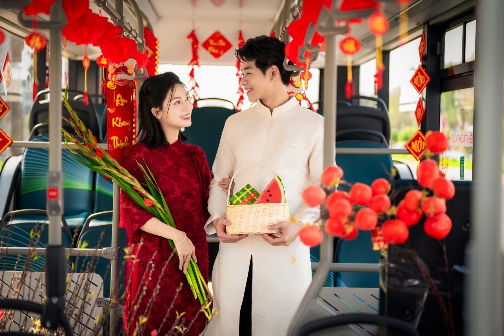 Chiếc vé Lễ hội Ánh sáng phương Đông đưa nhiều bạn trẻ về tâm điểm lễ hội Ocean City Chiếc vé Lễ hội Ánh sáng phương Đông đưa nhiều bạn trẻ về tâm điểm lễ hội Ocean City