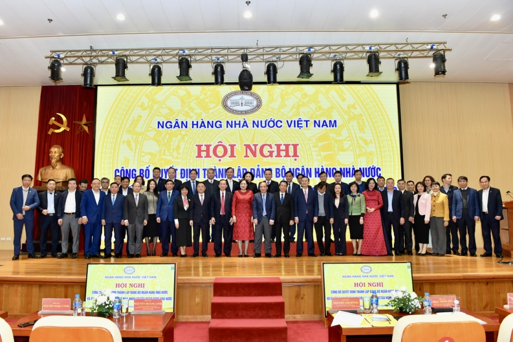 Ngân hàng Nhà nước sẵn sàng hoạt động với bộ máy tổ chức mới Ngân hàng Nhà nước sẵn sàng hoạt động với bộ máy tổ chức mới