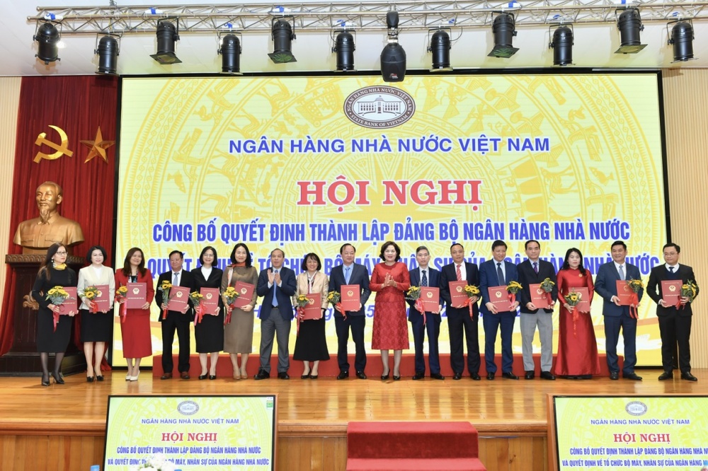 Ngân hàng Nhà nước sẵn sàng hoạt động với bộ máy tổ chức mới Ngân hàng Nhà nước sẵn sàng hoạt động với bộ máy tổ chức mới