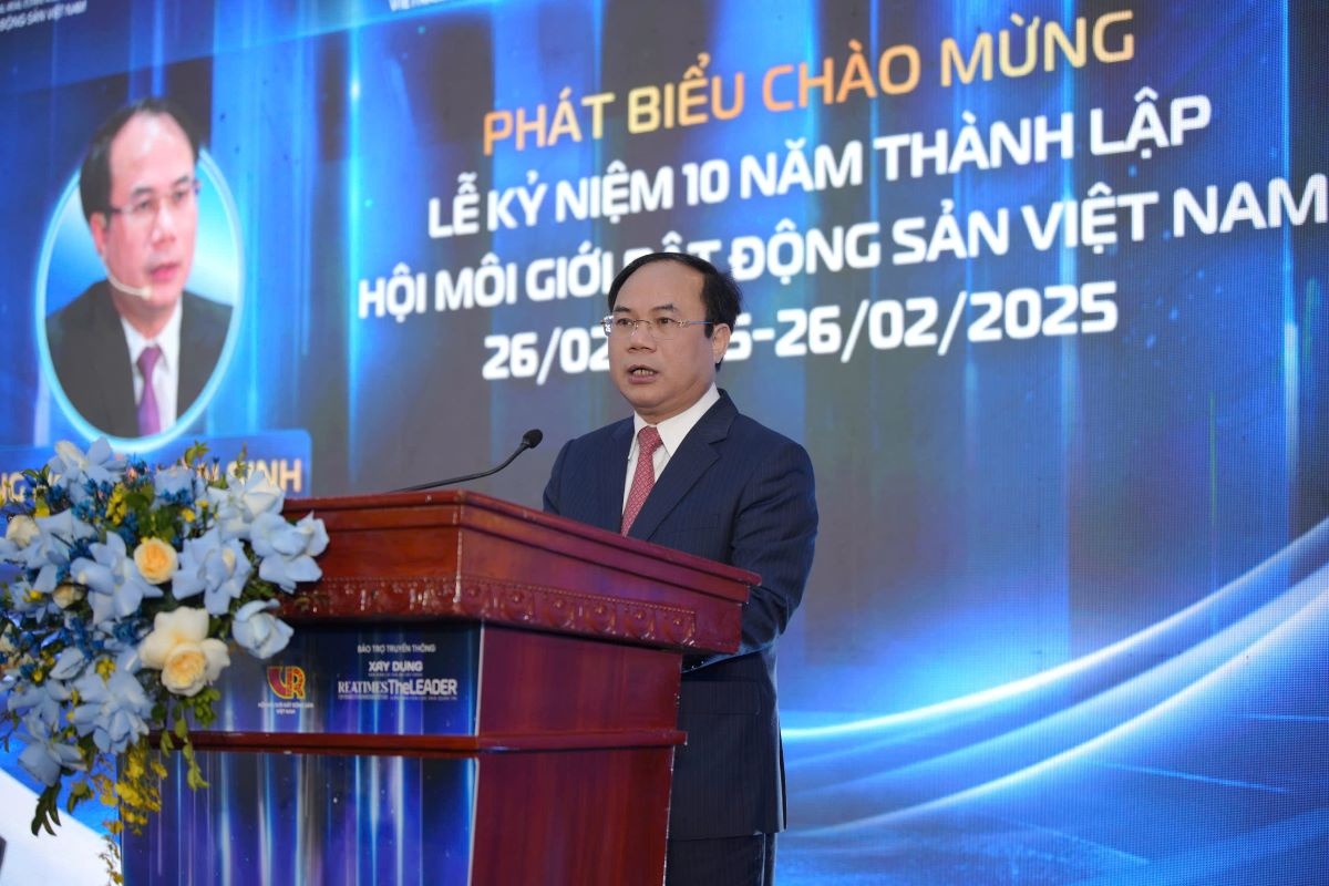 Ông Nguyễn Văn Sinh - Thứ trưởng Bộ Xây dựng phát biểu tại sự kiện