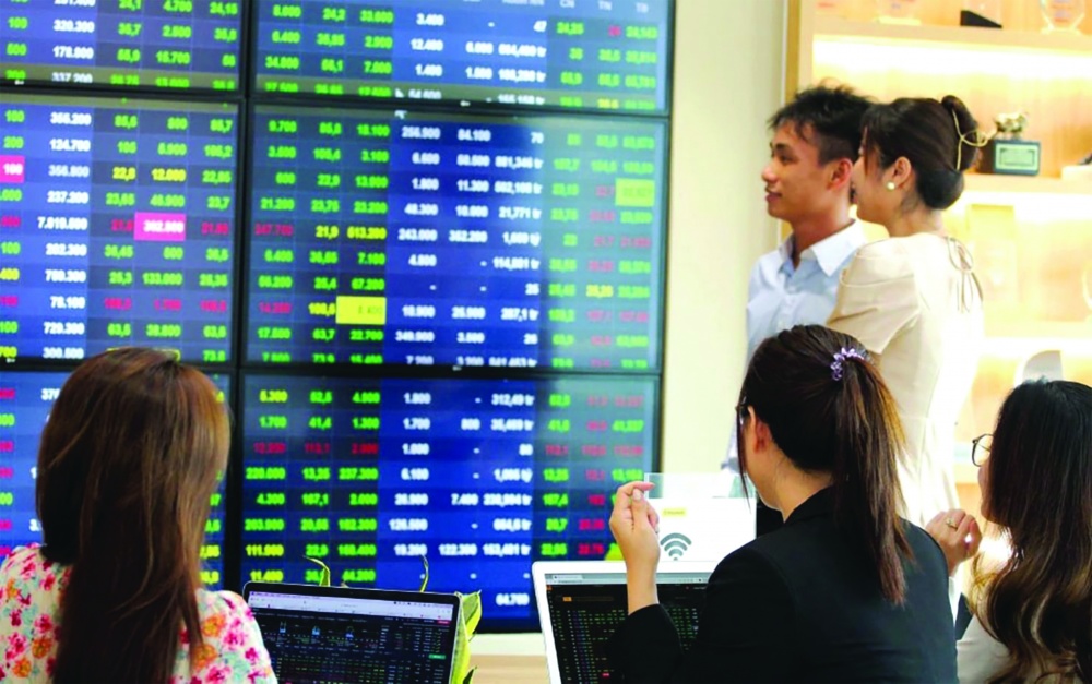 Tâm lý nhà đầu tư trong nước đã vững vàng hơn trước hàng loạt thông tin vĩ mô tích cực