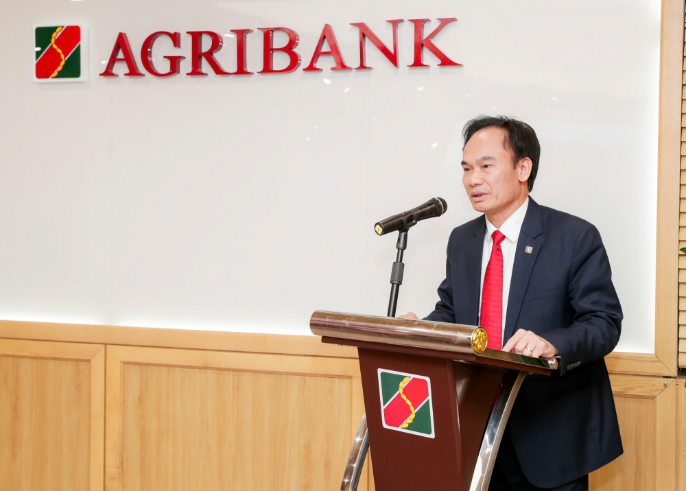 Ông Trần Văn Dũng, Thành viên HĐTV, Phụ trách điều hành HĐTV Agribank phát biểu tại Hội nghị