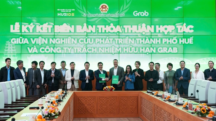 Grab Việt Nam ký kết thỏa thuận hợp tác với thành phố Huế-Ảnh 1