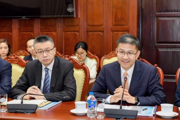 Phó Thống đốc Phạm Tiến Dũng làm việc với Phó Tổng Giám đốc Ngân hàng Công thương Trung Quốc