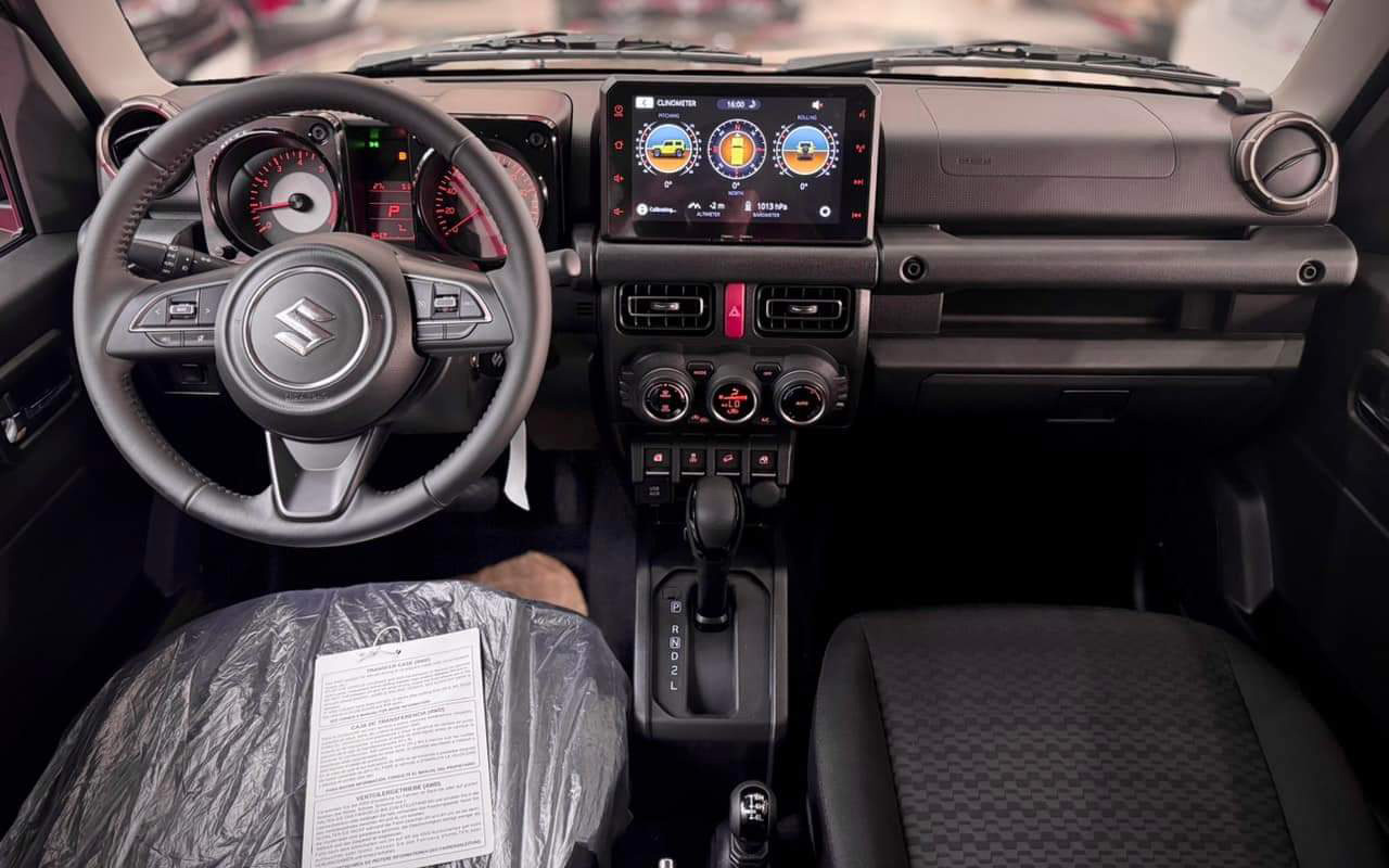 Suzuki Jimny giảm giá kỷ lục gần 100 triệu tại đại lý: Còn 690 triệu ngang Xforce bản full, người mua phải đánh đổi một điều- Ảnh 5. Suzuki Jimny giảm giá kỷ lục gần 100 triệu tại đại lý: Còn 690 triệu ngang Xforce bản full, người mua phải đánh đổi một điều- Ảnh 5.