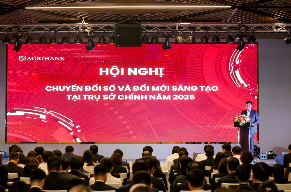 Agribank tập trung toàn lực thúc đẩy đổi mới sáng tạo, phát triển khoa học công nghệ và chuyển đổi số