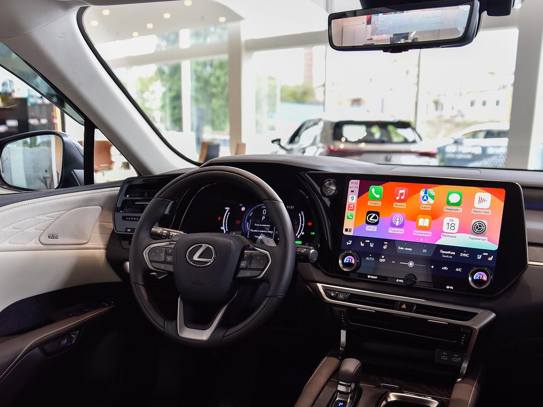 Lexus RX hybrid 2025 giá dự kiến từ 3,5 tỷ đồng tại Việt Nam, dễ bán tháng sau, cạnh tranh X5, Q7 bằng động cơ tiết kiệm như Vios- Ảnh 6. Lexus RX hybrid 2025 giá dự kiến từ 3,5 tỷ đồng tại Việt Nam, dễ bán tháng sau, cạnh tranh X5, Q7 bằng động cơ tiết kiệm như Vios- Ảnh 6.