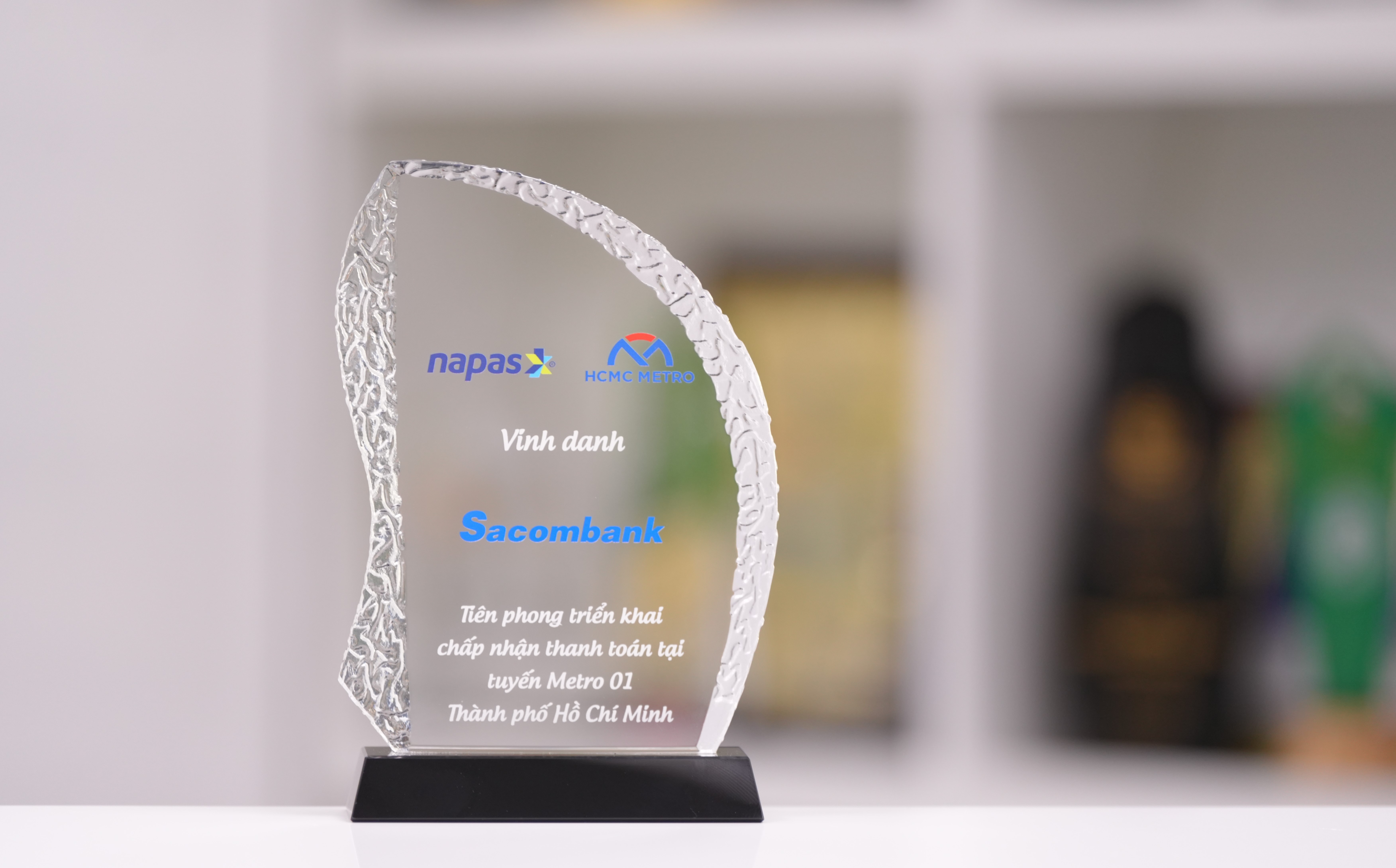 Napas vinh danh Sacombank vì tiên phong triển khai chấp nhận thanh toán không tiền mặt tại tuyến Metro số 1, nâng tầm trải nghiệm di chuyển hiện đại