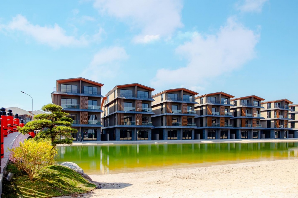 Giá của các sản phẩm tại Thành phố Đảo Hoàng Gia đang “mềm” hơn rất nhiều so với khu vực kế cận Giá của các sản phẩm tại Thành phố Đảo Hoàng Gia đang “mềm” hơn rất nhiều so với khu vực kế cận