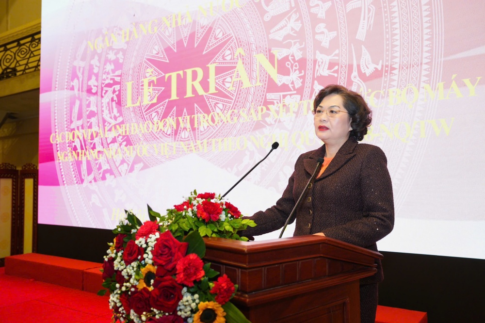 Tri ân các đơn vị và cán bộ nghỉ hưu trước tuổi trong sắp xếp tổ chức bộ máy