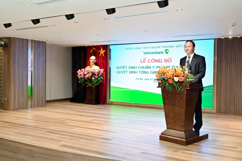 Đ/c Lê Quang Vinh - tân Phó Bí thư Đảng ủy, Thành viên HĐQT, Tổng giám đốc Vietcombank phát biểu nhận nhiệm vụ