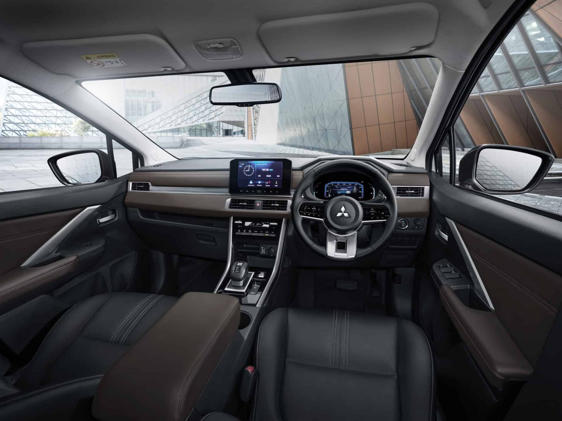 Mitsubishi Xpander HEV có bản đặc biệt: Thêm kit thể thao, phối màu tương phản, về Việt Nam dễ gây chú ý- Ảnh 4. Mitsubishi Xpander HEV có bản đặc biệt: Thêm kit thể thao, phối màu tương phản, về Việt Nam dễ gây chú ý- Ảnh 4.