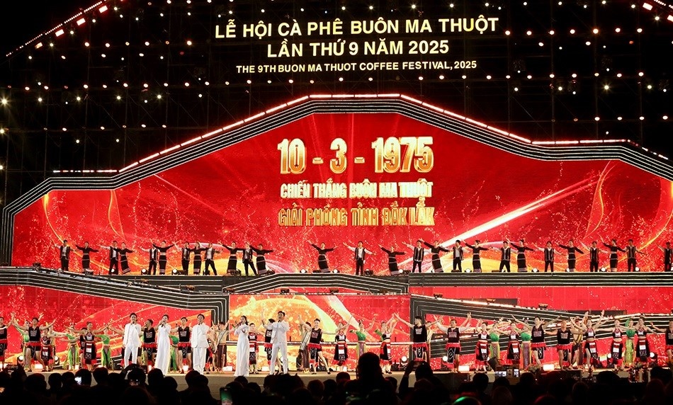 Lễ hội Cà phê Buôn Ma Thuột lần thứ 9 - Tôn vinh ngành cà phê Việt Nam Lễ hội Cà phê Buôn Ma Thuột lần thứ 9 - Tôn vinh ngành cà phê Việt Nam