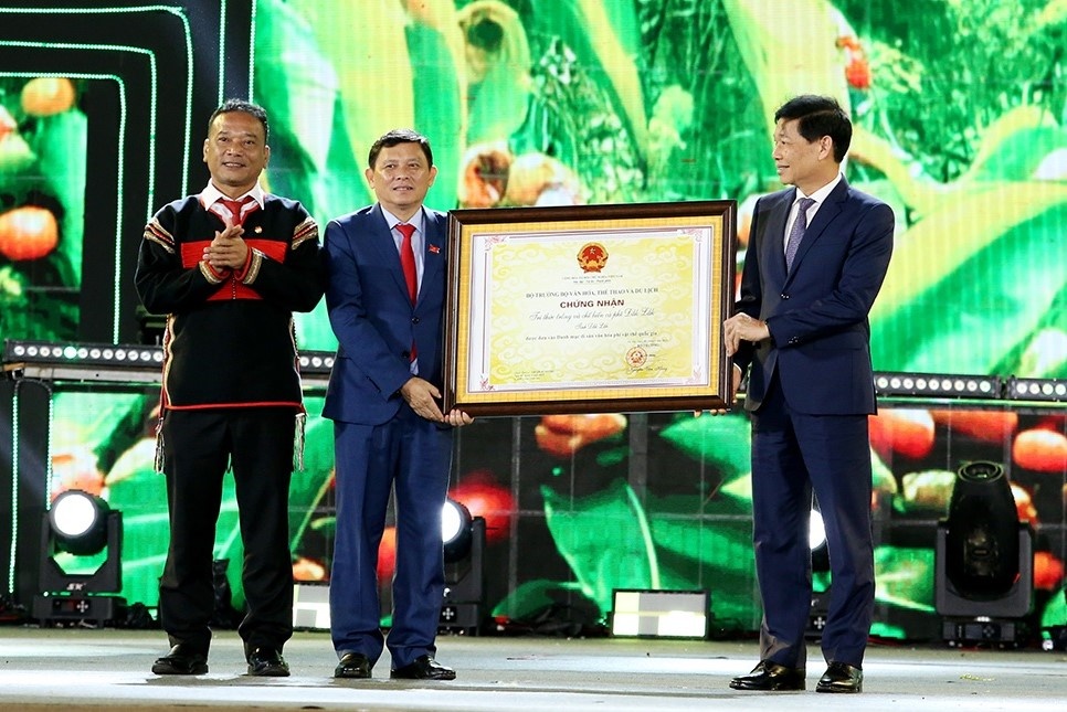 Lễ hội Cà phê Buôn Ma Thuột lần thứ 9 - Tôn vinh ngành cà phê Việt Nam Lễ hội Cà phê Buôn Ma Thuột lần thứ 9 - Tôn vinh ngành cà phê Việt Nam