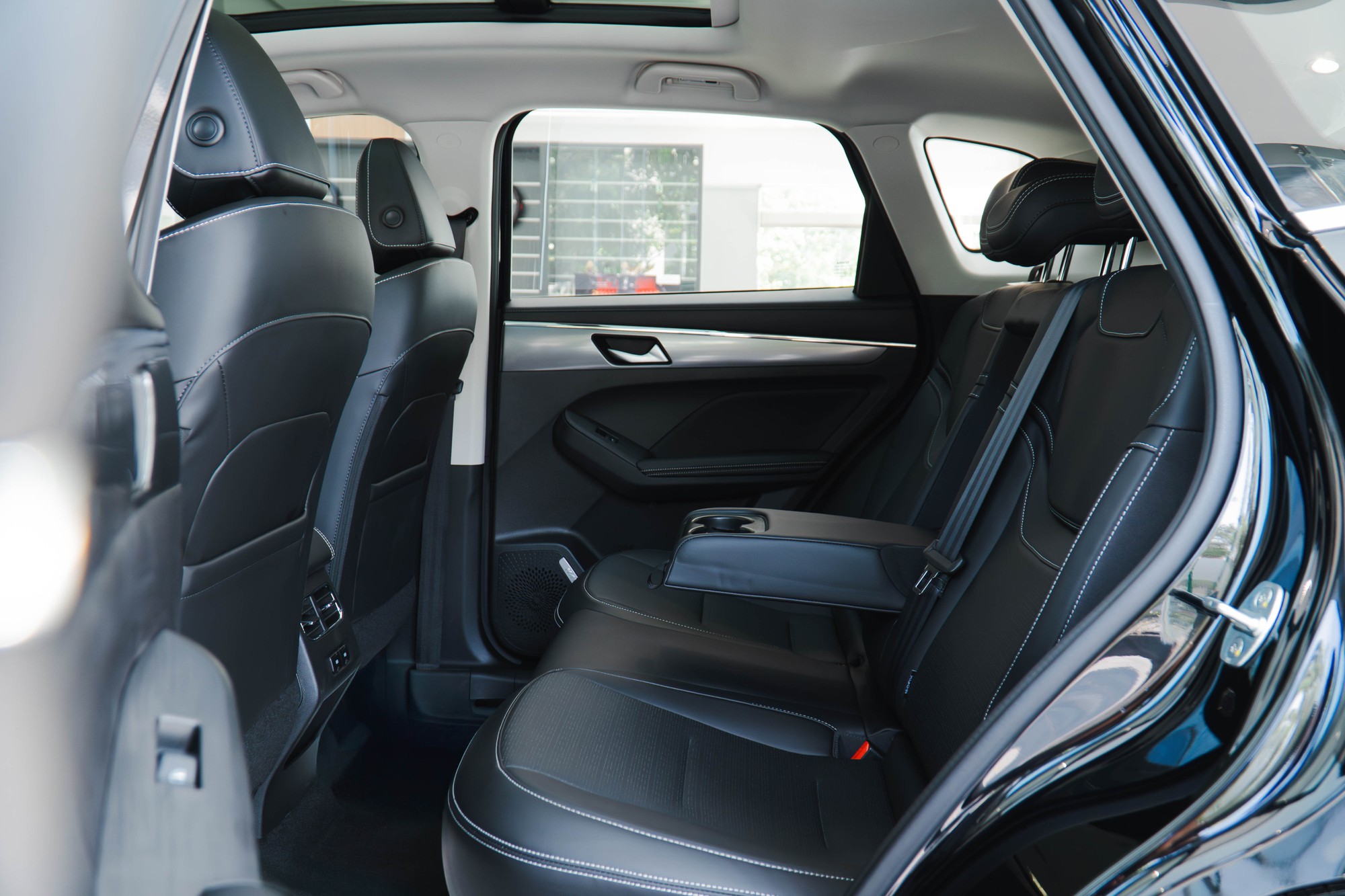 Haval Jolion Hybrid chốt giá 669-719 triệu đồng và đây là những điều cần biết về tân binh muốn cạnh tranh Toyota Corolla Cross- Ảnh 10. Haval Jolion Hybrid chốt giá 669-719 triệu đồng và đây là những điều cần biết về tân binh muốn cạnh tranh Toyota Corolla Cross- Ảnh 10.