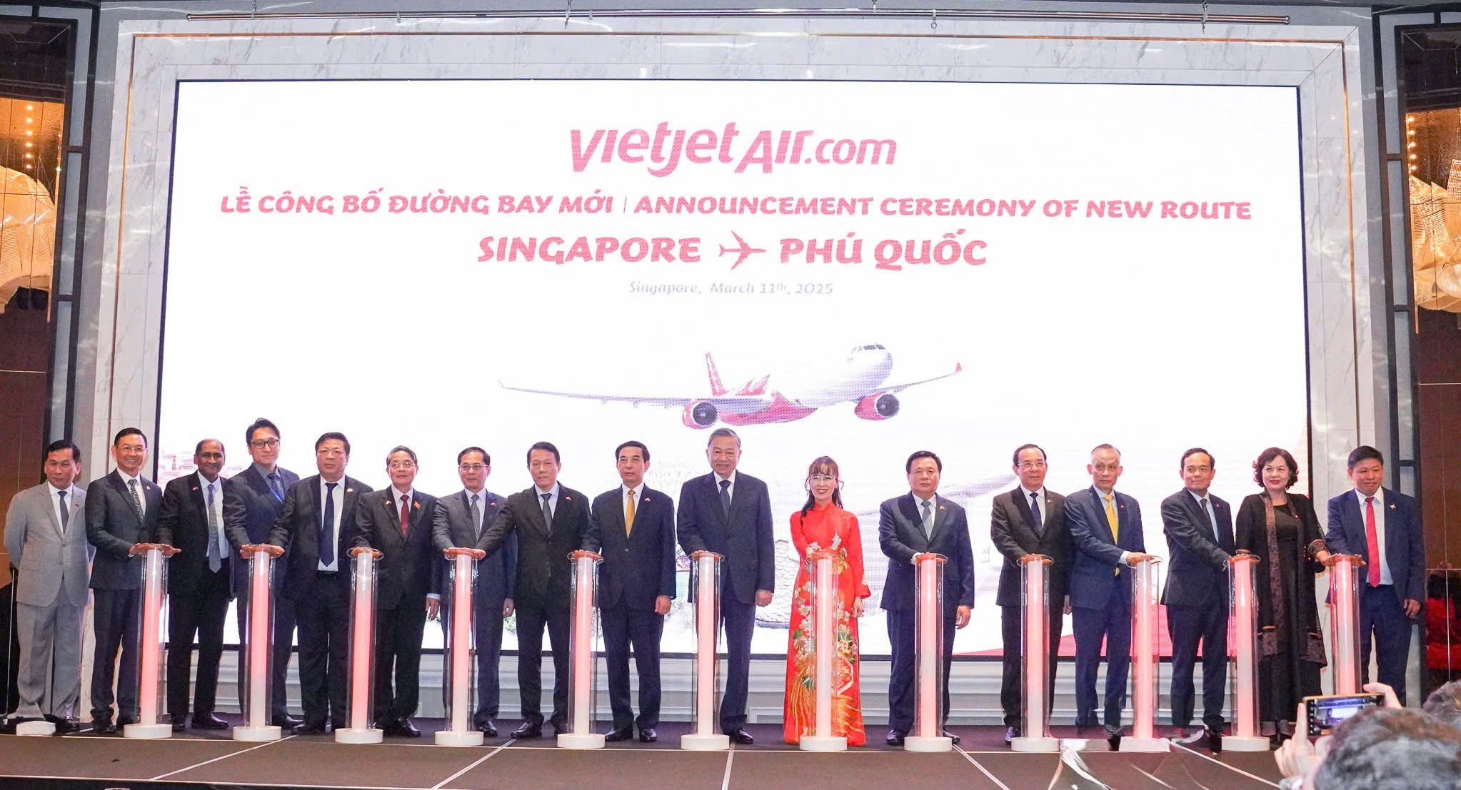 Nghi thức công bố mở đường bay thẳng Singapore – Phú Quốc của Vietjet, khai thác từ tháng 5/2025