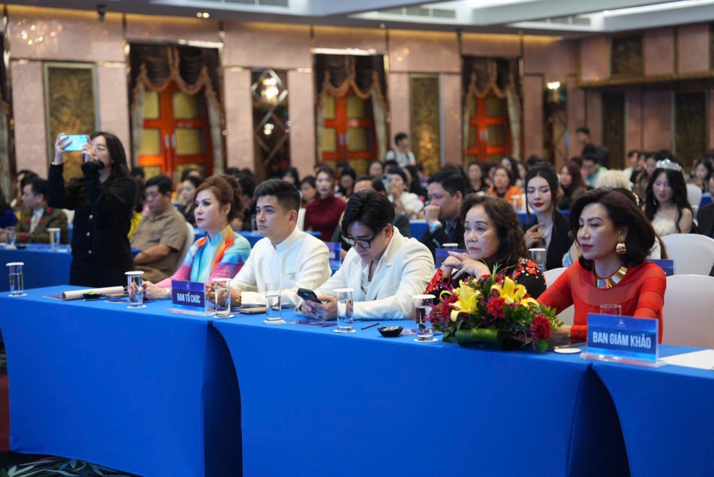 Quảng bá kinh tế, môi trường biển qua cuộc thi sắc đẹp