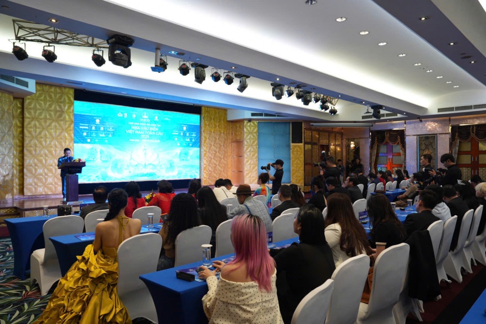 Quảng bá kinh tế, môi trường biển qua cuộc thi sắc đẹp