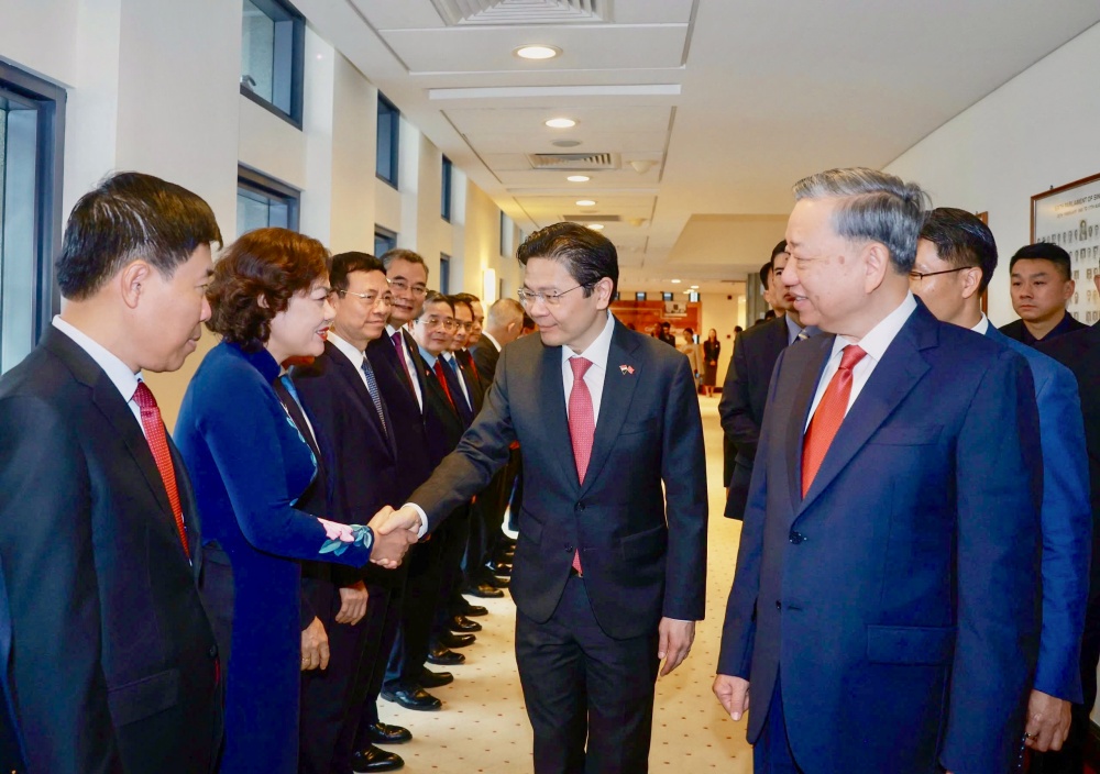 Thống đốc NHNN Việt Nam tháp tùng Tổng Bí thư Tô Lâm thăm Cộng hoà Singapore