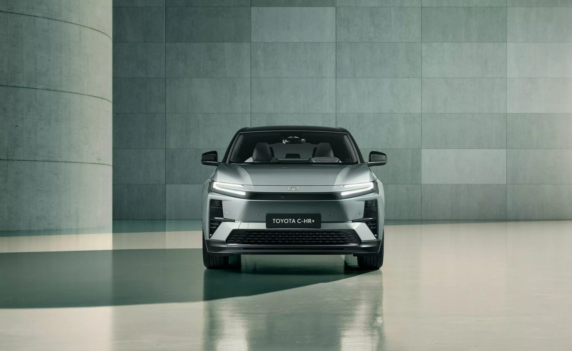 Toyota tung SUV điện mới: Lớn hơn Corolla Cross, màn 14inch, chạy tới 600km/sạc, hướng tới 'người độc thân đang hẹn hò'- Ảnh 7. Toyota tung SUV điện mới: Lớn hơn Corolla Cross, màn 14inch, chạy tới 600km/sạc, hướng tới 'người độc thân đang hẹn hò'- Ảnh 7.