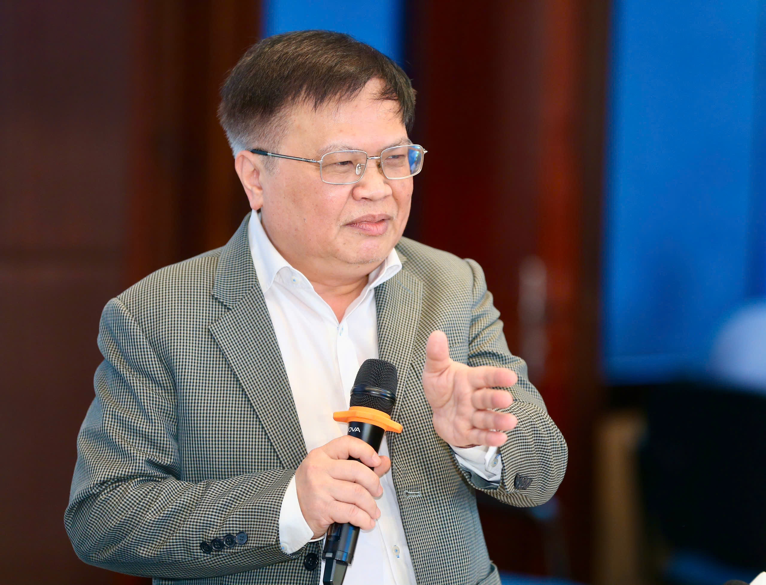 TS Nguyễn Đình Cung, nguyên Viện trưởng Viện Nghiên cứu quản lý kinh tế Trung ương