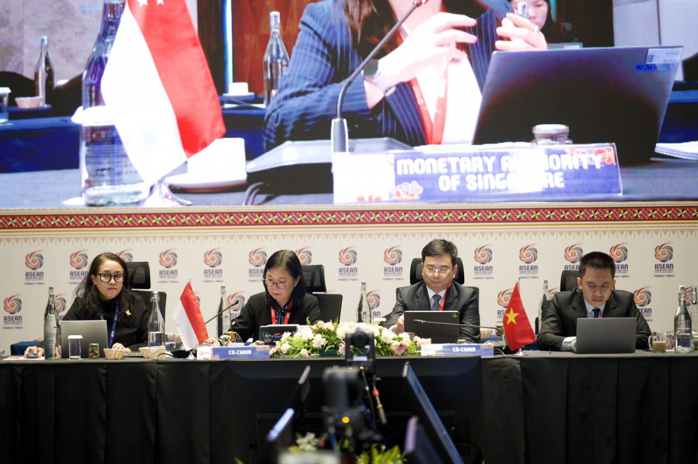 Phó Thống đốc Phạm Thanh Hà Đồng chủ trì Hội nghị SLC 2025 Phó Thống đốc Phạm Thanh Hà Đồng chủ trì Hội nghị SLC 2025