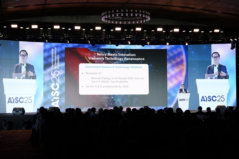 Tiến sĩ Christopher Nguyễn - nhà sáng lập Aitomatic