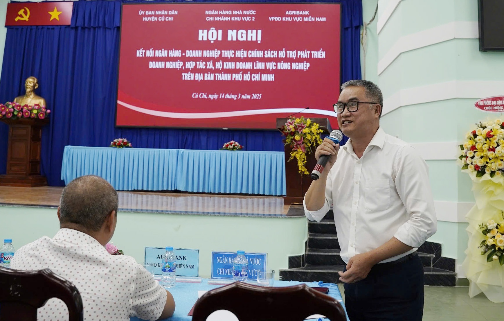 Ngân hàng Nhà nước: Doanh nghiệp yên tâm vay vốn với lãi suất hiện nay